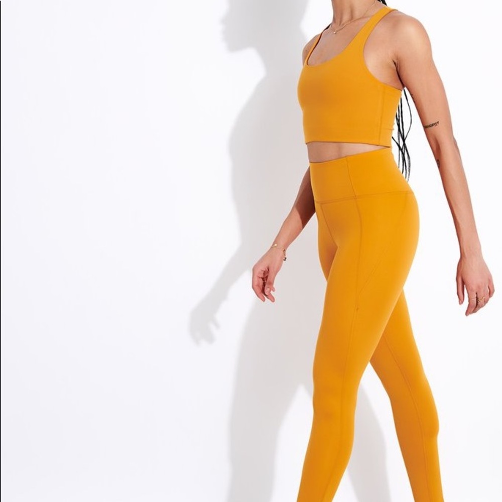 Girlfriend Collective Full Set in Honey